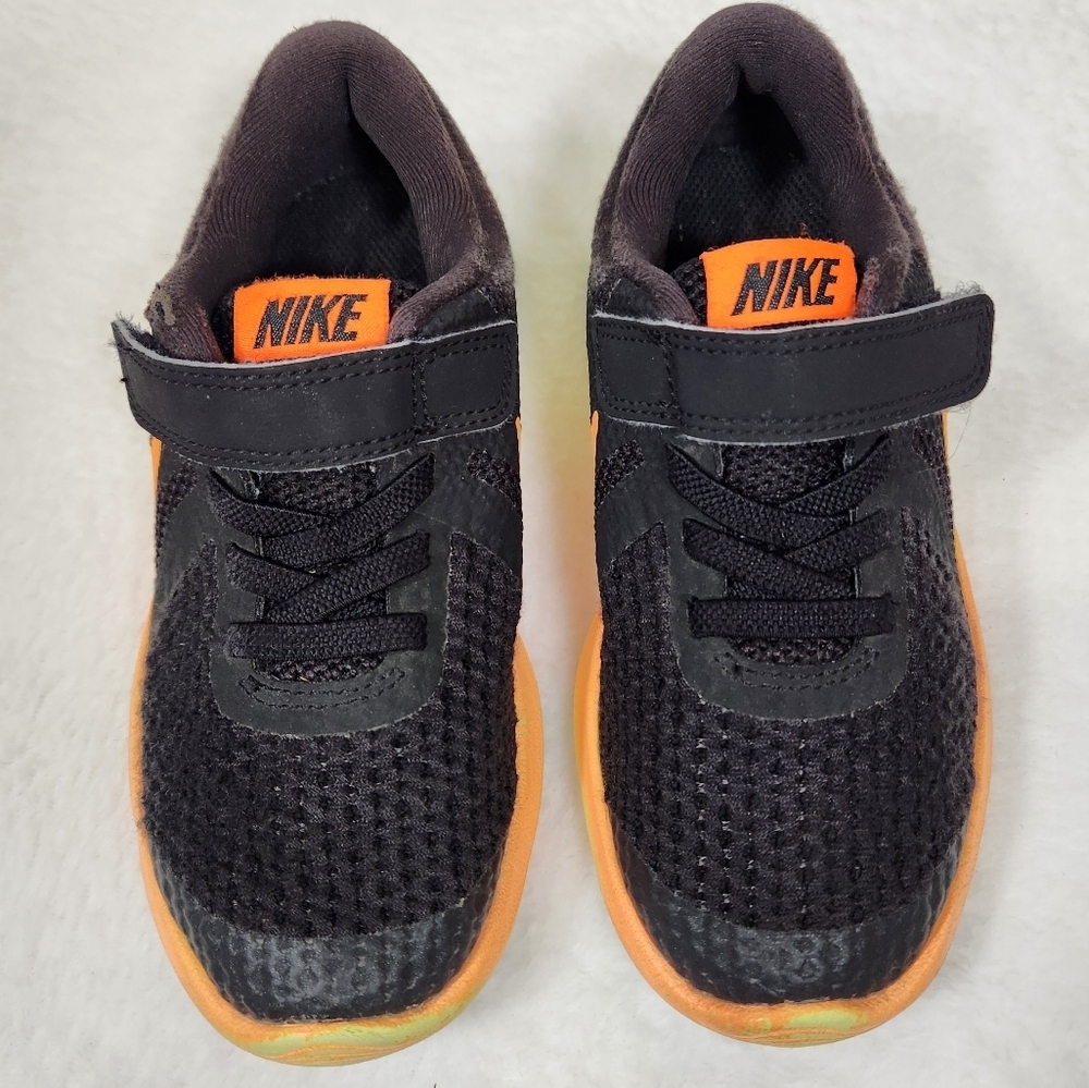 Nike Kids Black and Orange Sneakers